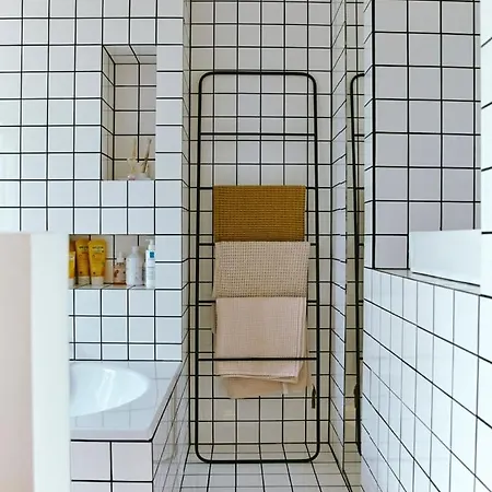 Apartment 9e - New Charming Place Paris