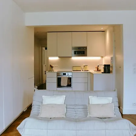9e - New Charming Place Apartment